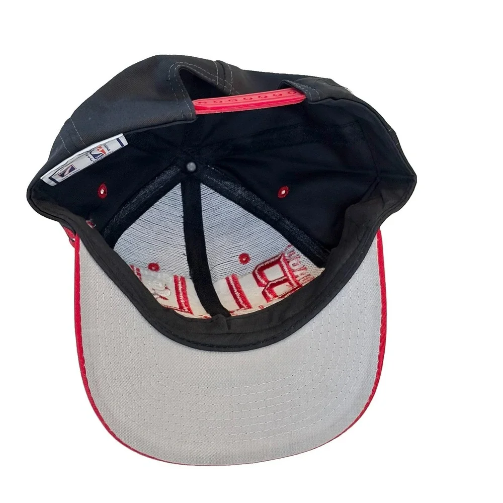 Vintage - Rare 90's Chicago Bulls Spellout SnapBack Hat Y2K NBA Logo 7 OS
